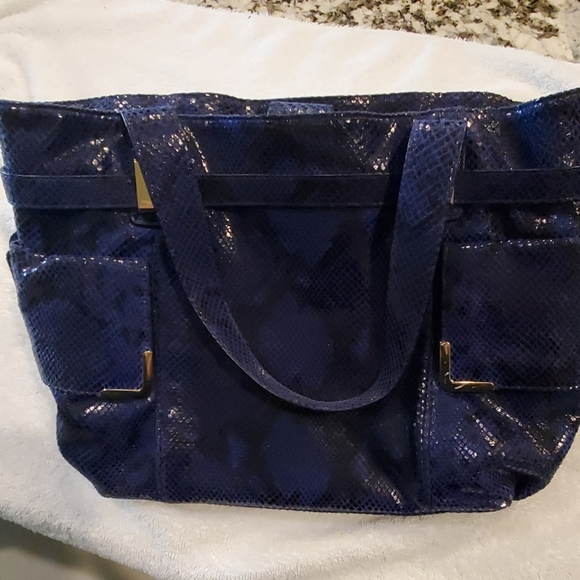 Michael Kors Tote Bag - Picture 2 of 5